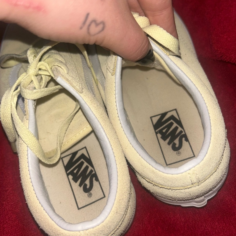 Yellow Vans - Picture 3 of 5